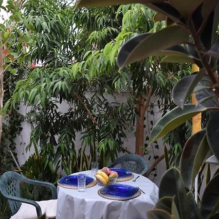 ゲストハウス Casa Tijoco アデヘ